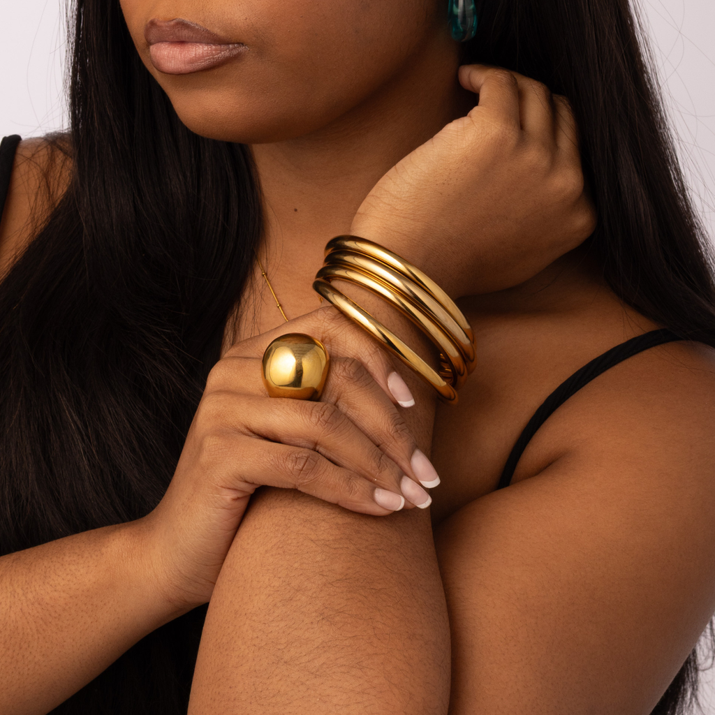 Layla Gold Bangle